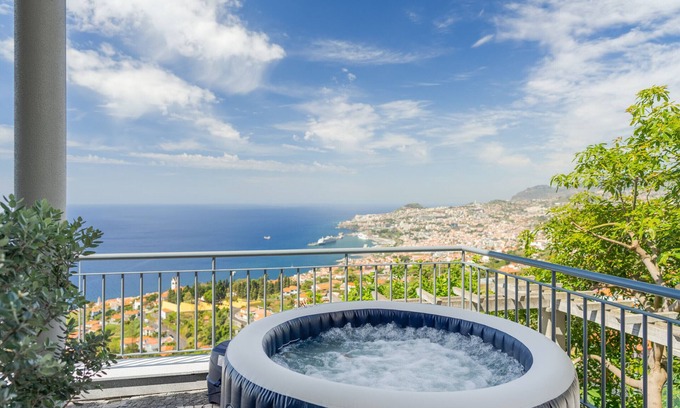 Sao Goncalo Ski Chalet | Bay Bliss by Atlantic Holiday