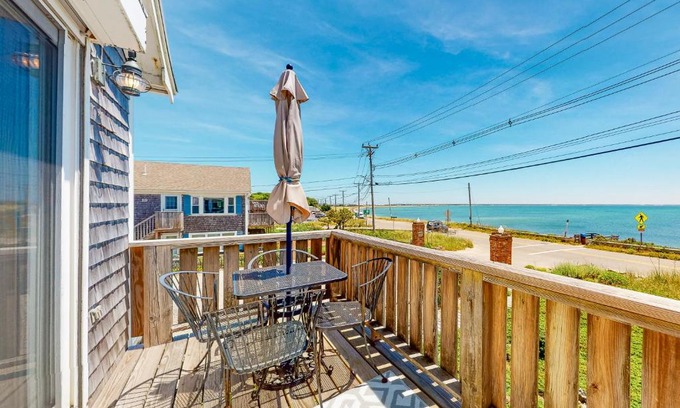 Provincetown Apartment | Bay Colony Vista