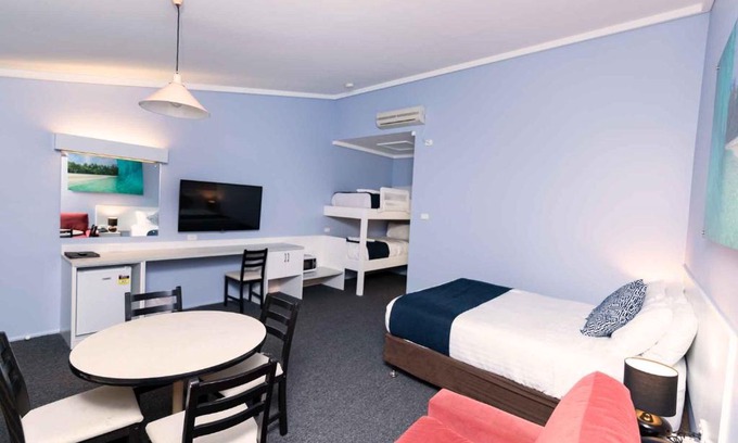Bonnells Bay Hotel | Bay Hotel Motel
