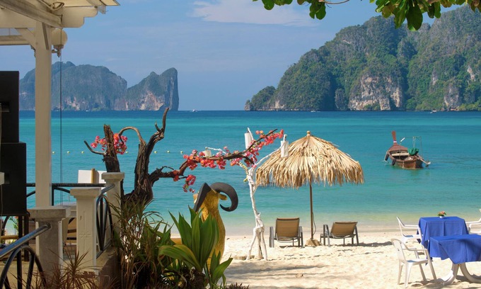 Ko Phi Phi Resort | Bay View Resort and Premier Resort