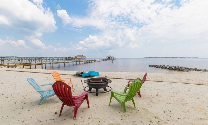 Josephine House | Baydreamer- The perfect beach house on Perdido Bay!nNew owners, same great house