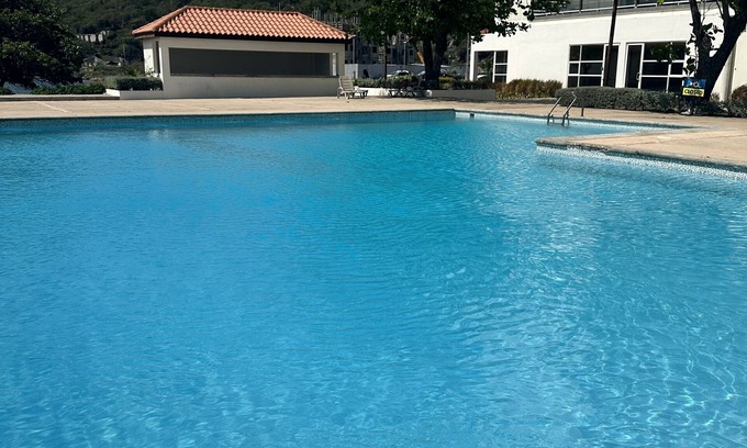 Bridgeport Apartment | bayfront