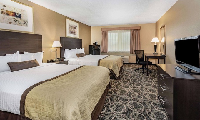 Evansville Hotel | Baymont by Wyndham Casper East
