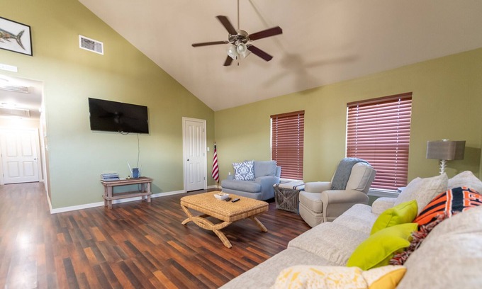 Golden Meadow House | Bayview-- Waterfront with boat access Grand Isle