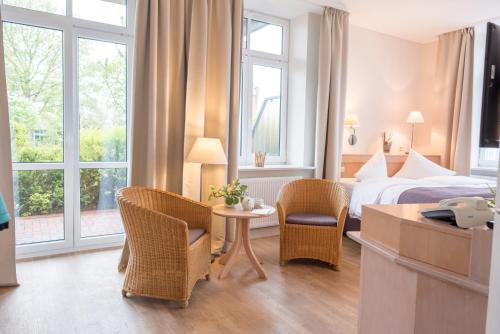 Toenning Hotel | BE BIO Hotel be active - Nähe historischer Hafen