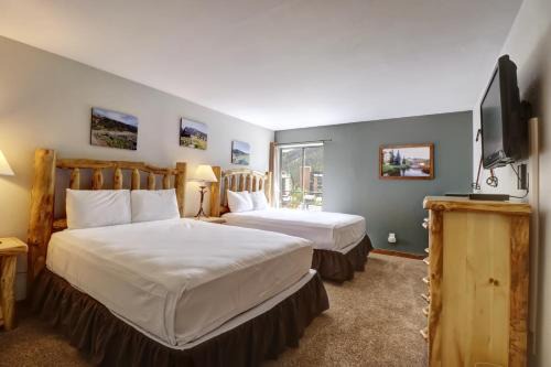 Copper Mountain Village Apartment | BE306A Bridge End Hotel Room condo