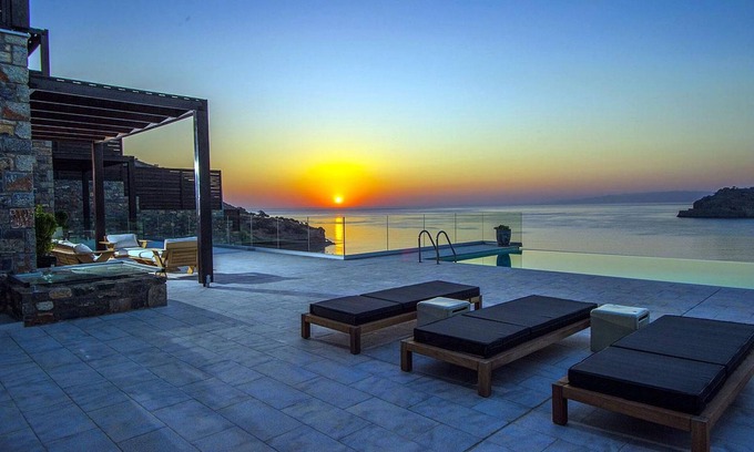 Elounda House | Beach Access 5 Bedroom Villa