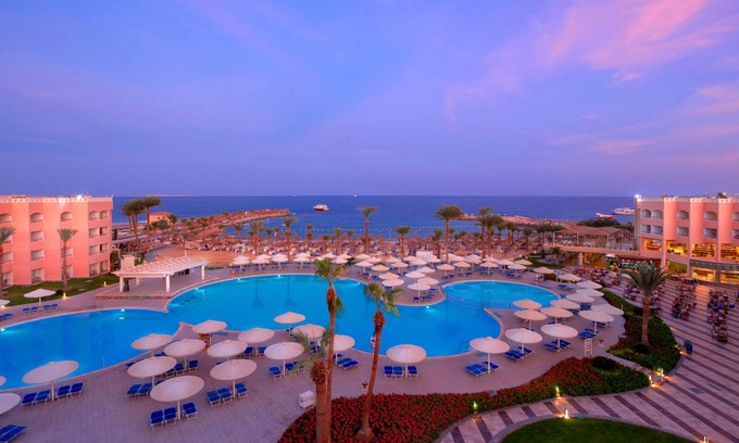 Village Road Resort | Beach Albatros Resort - All Inclusive