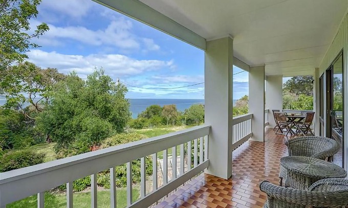 Mount Martha House | Beach and Water Views