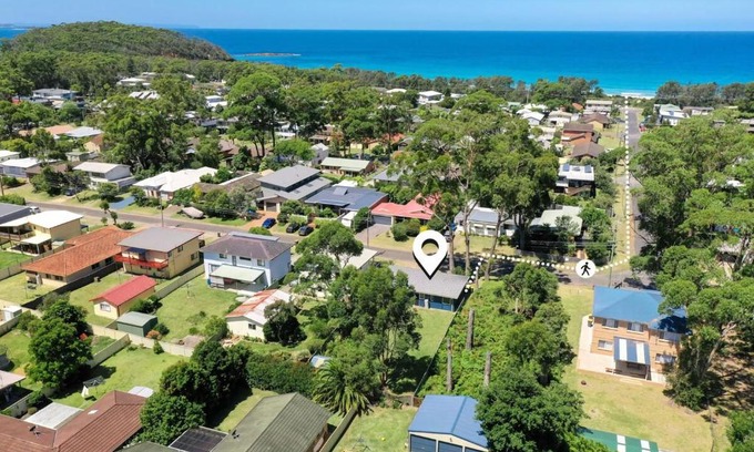 Narrawallee House | Beach Bangalow