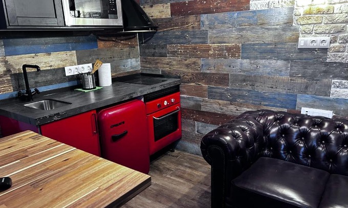 La Linea de la Concepcion Apartment | Beach, City & Gibraltar: Small Studio