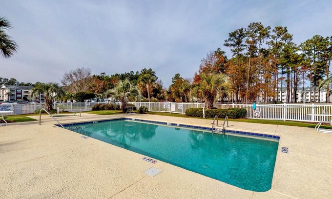 Carolina Forest Hotel | Beach Eagle