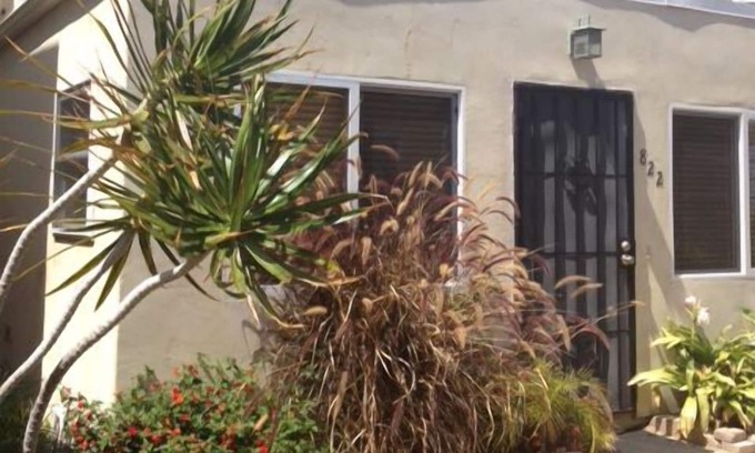 Mission Beach House | BEACH ESCAPE! WELL STOCKED! OUTDOOR DECKS!