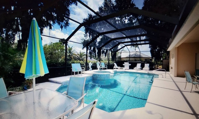 New Smyrna Beach House | BEACH, H. POOL & HOT TUB, DESKS, 4 BR/2.5 B-TV'S,GRILL, 3 CAR G.