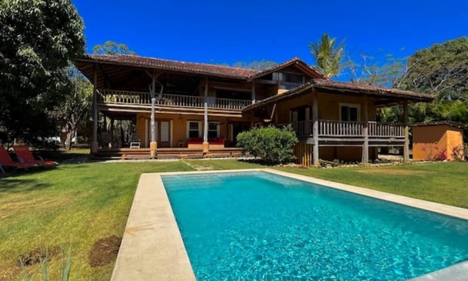 Playa Negra Villa | Beach house with pool at few steps to the beach