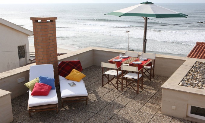 Agua de Madeiros Condo | Beach house 50 meters from the sea (Madeiros Water)