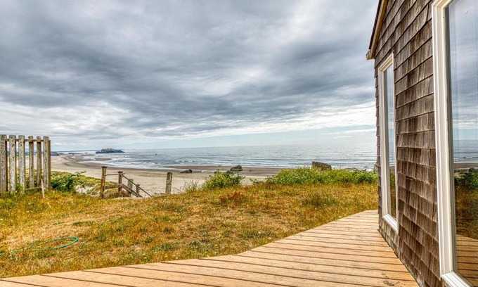 Bandon Apartment | Beach Loop Condos