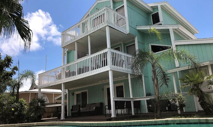 New Smyrna Beach House | Beach Retreat