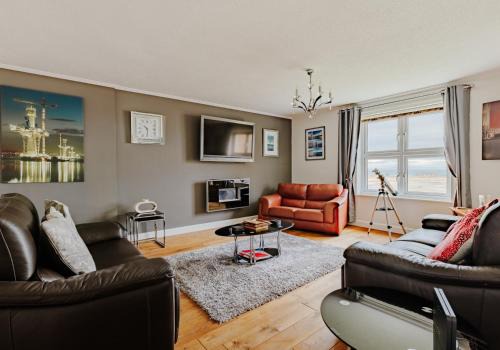 Pittenweem Apartment | Beach View