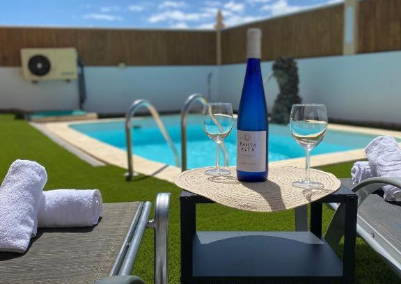 Caleta de Fuste Villa | Beach Villa private heated pool