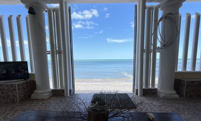 Yucatan Peninsula House | Beachfron home w/ spectacular sunsets Located in Yucatán Mexico