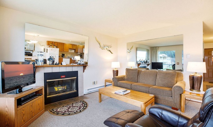 Moclips Condo | Beachfront Condo on the Pacific Ocean