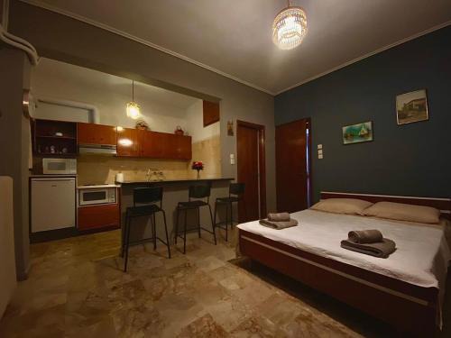 Nerantza Apartment | Beachfront getaway