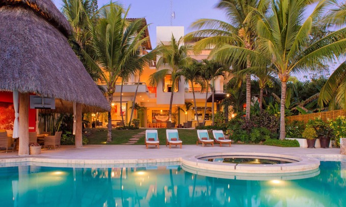 Punta de Mita Villa | Beachfront Property next to a World-Class surf break