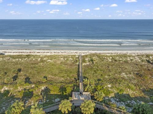 Butler Beach Apartment | Beachfront Resort Getaway 2BR-2BA Condo