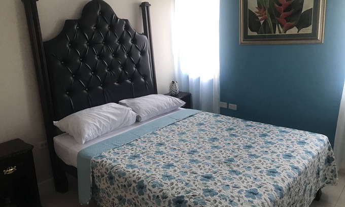 Portmore Apartment | Beachside Apartment for family vacation