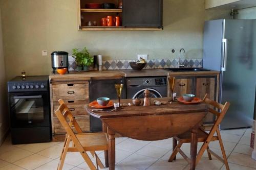 Cerbere Apartment | Beachside Apartment - Sleeps 2