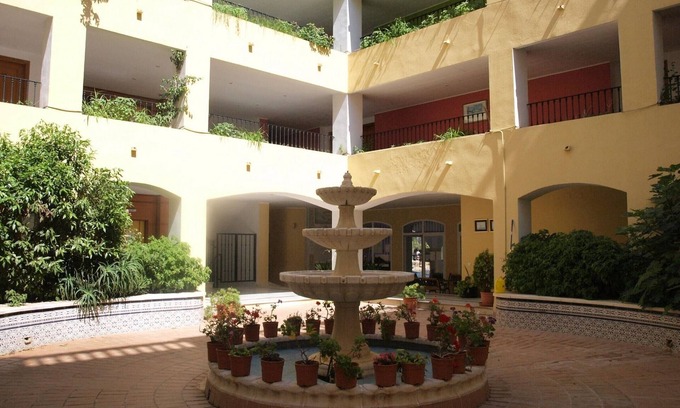 Alcossebre Apartment | Beachside Apartment with Pool and Jacuzzi in Tranquil Alcoceber, 3 Bedrooms