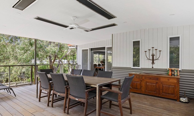 Inverloch House | Beachside Family Haven