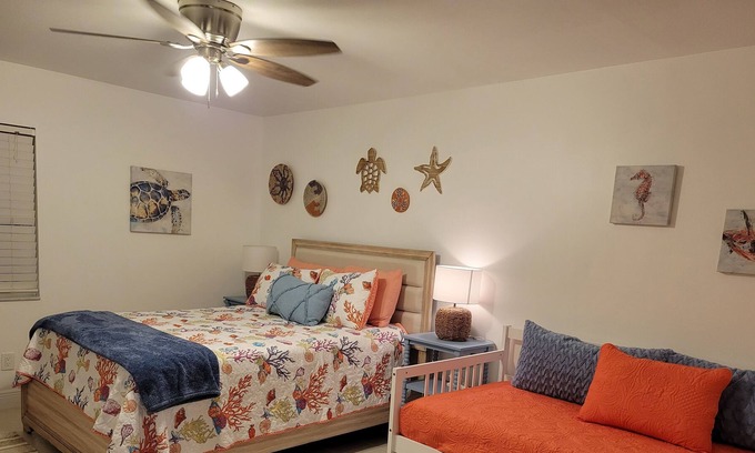 Sea Dunes Condo | Beachside Getaway*Sea Woods New Smyrna Beach* Directly across street from beach!