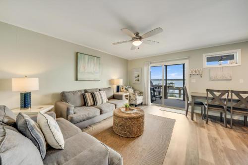 Chincoteague Apartment | Beachy Place