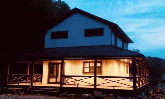 Dorchester House | Bear Creek Lodge