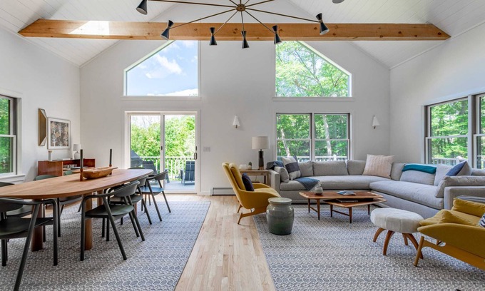 Mount Tremper Ski Chalet | Bear Hollow - 10 mins to Kingston! MONTHLY RATES!
