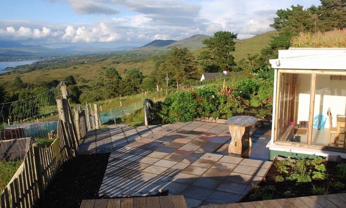 Dawros House | Beara jewel, Simple but complete appartment style property with stunning view.