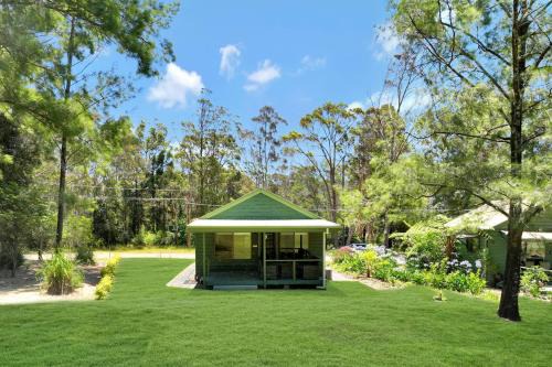 Kangaroo Valley House | Beau Cabin One Bedroom Cabin on Golf Course