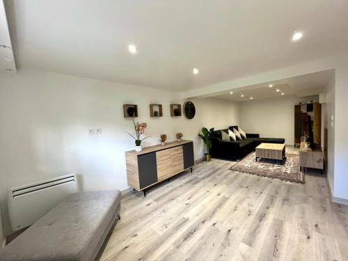 Pierre-Benite Apartment | Beau T3 à 15 min de Lyon