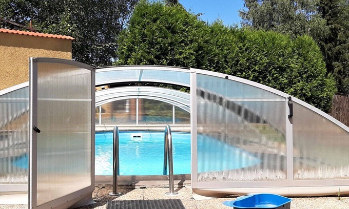 Stare Buky House | Beautiful private villa for 10 people with private pool, WIFI, hot tub, TV, terrace and pets all.