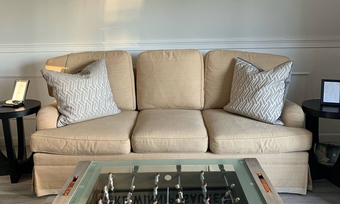Gilford Condo | Beautiful 1 bedroom condo-sleeps 6.Lake views. PRIME Lacation to all attraction