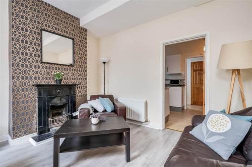 Ormeau House | Beautiful 2 Bed House, South Belfast. 7 Minutes city centre.