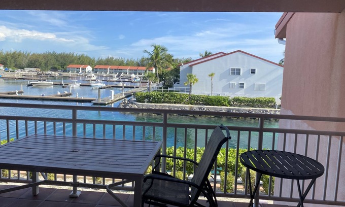 South Bimini House | Beautiful 3/2 Townhouse with Inlet views - Sleeps 7 Unit 20A