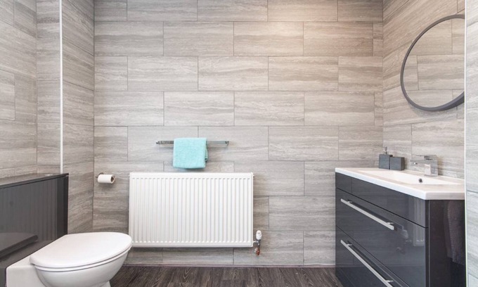Whitley Bay Apartment | Beautiful 4 bed apartment in Whitley Bay- walking distance to the sea front