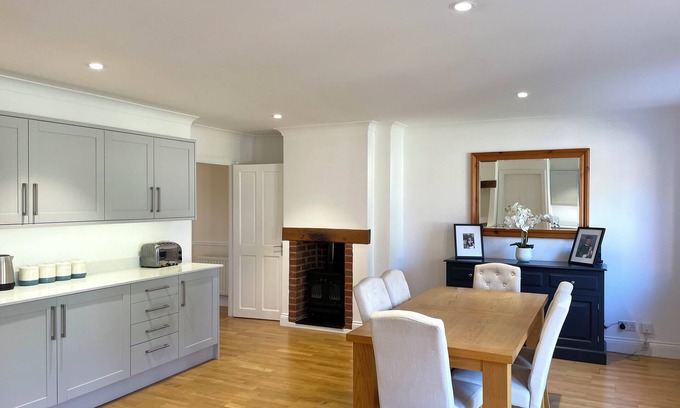 Epping House | Beautiful 5 bedroom Family Home in Epping Countryside