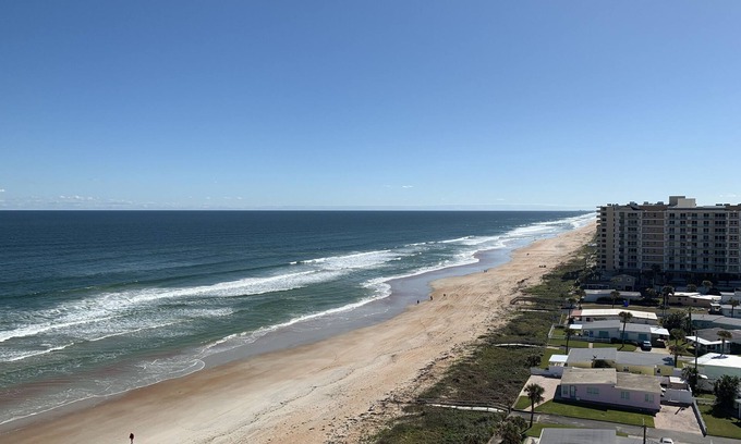 Ormond-by-the-Sea Condo | Beautiful 7th floor Beach Front Ocean View Condo