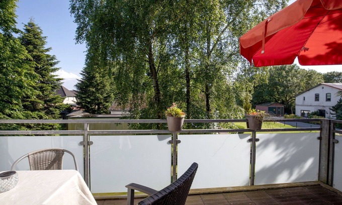 Warwerort Apartment | Beautiful apartment for 3 people with WIFI, TV, balcony and pets allowed