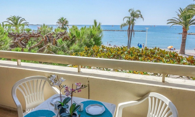 Nice Apartment | Beautiful apartment for 4 people with WIFI, TV, terrace and pets allowed