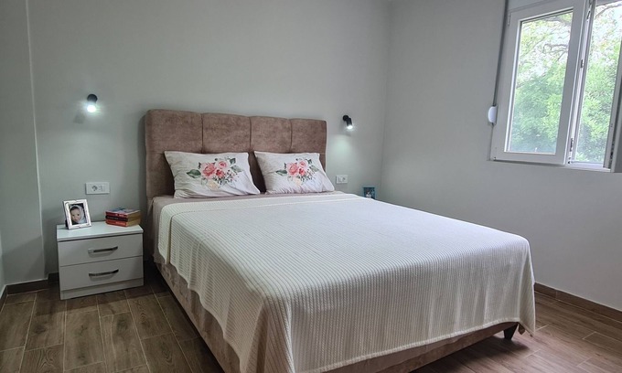 Ratisevina Apartment | Beautiful Apartments at Rural Mountain Villa 2km From the sea